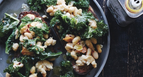 Crostini di cicoria e fagioli cannellini