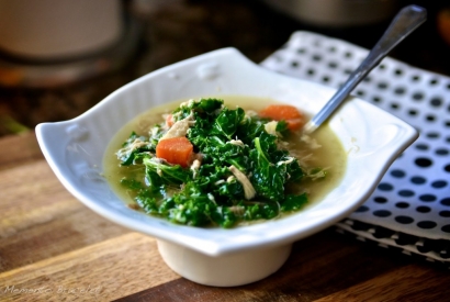 Zuppa di orzo, verza e cavolo nero