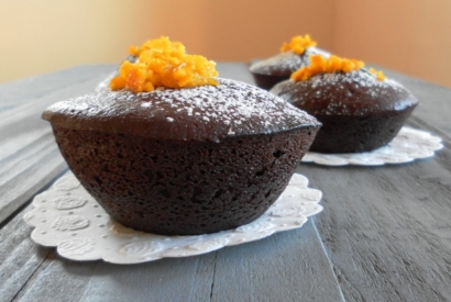 Tortino morbido di cioccolato a bagnomaria con arancia